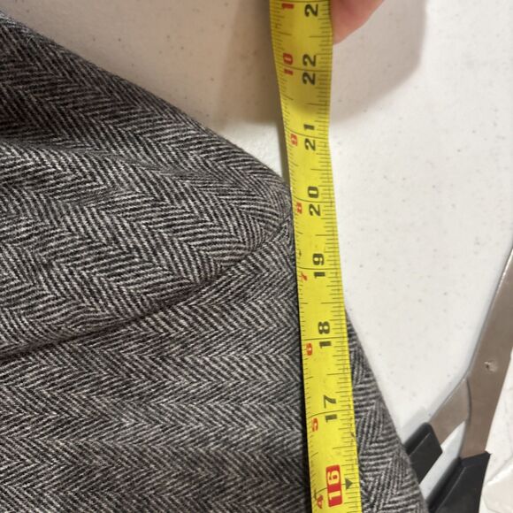 Gianfranco Ruffini Italy Mens Sport Coat Size 44R Herringbone Tweed Camel Hair - Picture 10 of 16